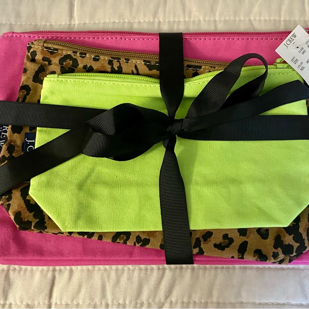 New, J.Crew Set of 3 Cosmetic Bags in Lime, Barbie Pink & Animal Print ๐ - Picture 5 of 6